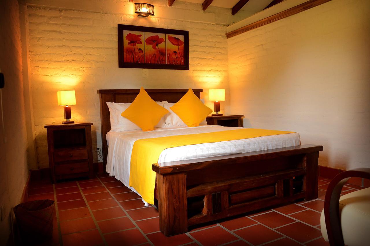Hotel Campestre Tardes Calenas Yumbo ภายนอก รูปภาพ