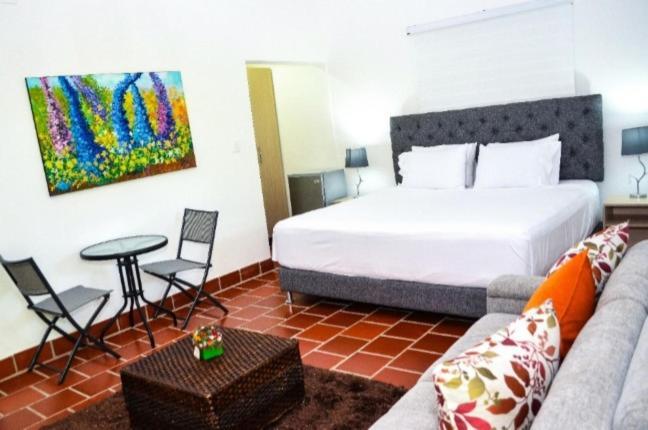 Hotel Campestre Tardes Calenas Yumbo ภายนอก รูปภาพ