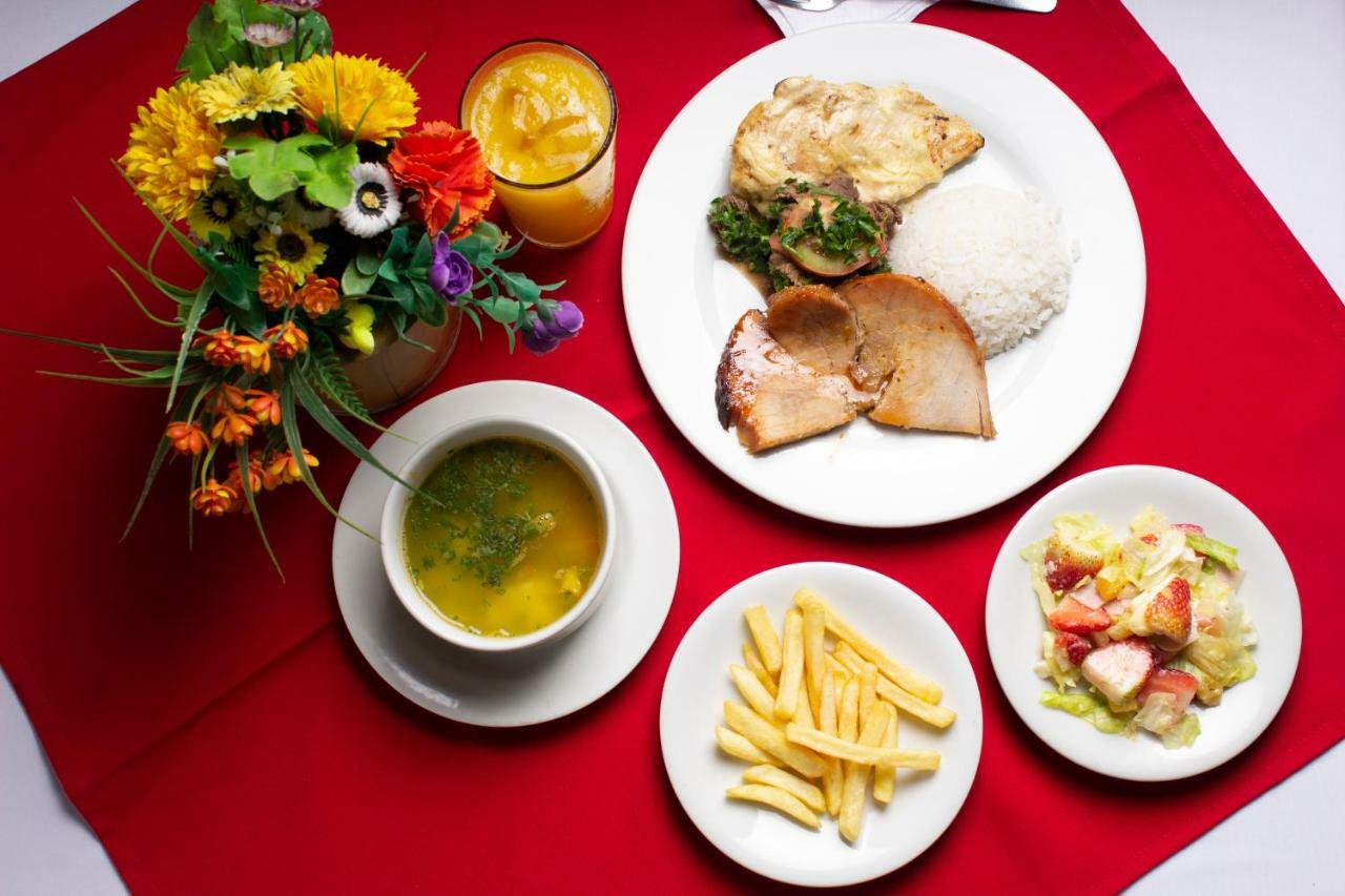 Hotel Campestre Tardes Calenas Yumbo ภายนอก รูปภาพ